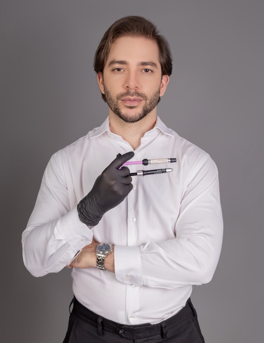 Dr. Victor Novais
